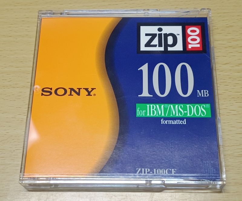 SONY製zip